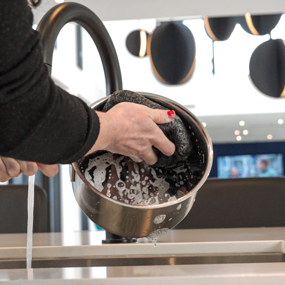 Black Forever Sponge - 2 Pack